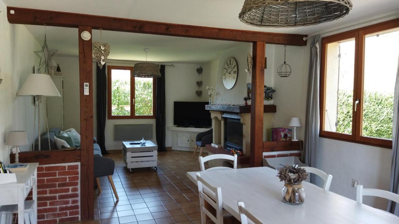 Le Cottage De Mae Seigy Kültér fotó